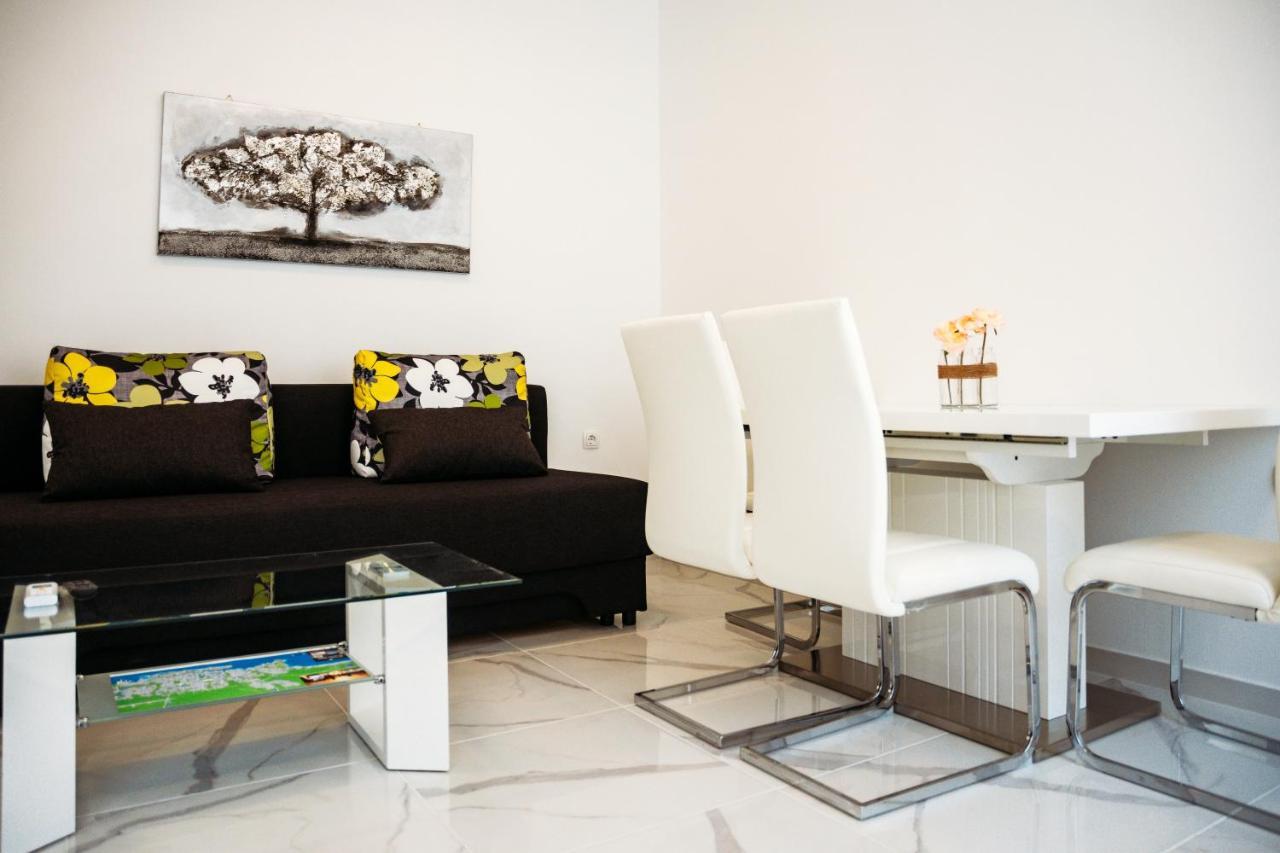 Appartement Apartman M With Balkon Zadar